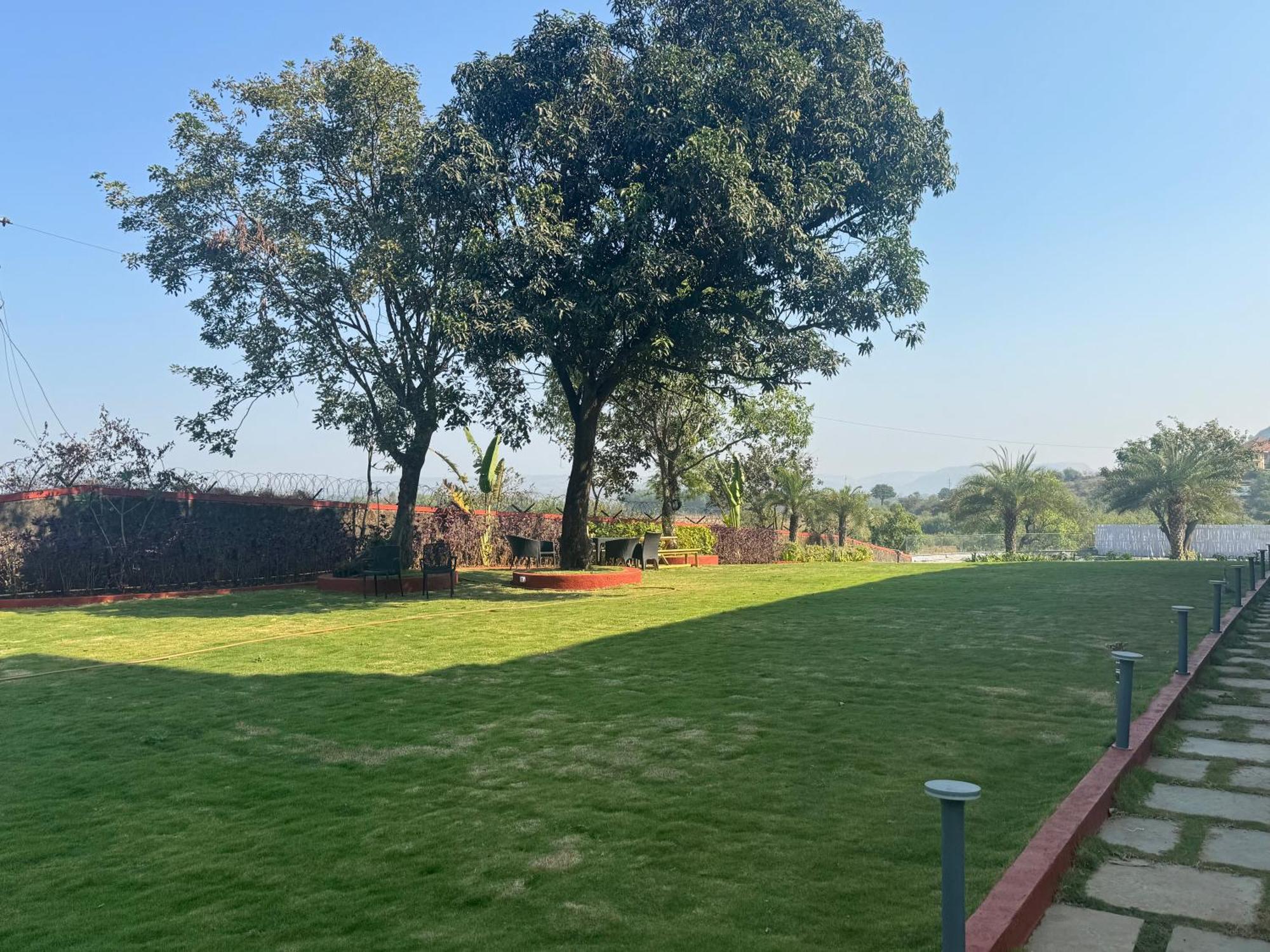 Ananta Villa Lonavala Luaran gambar
